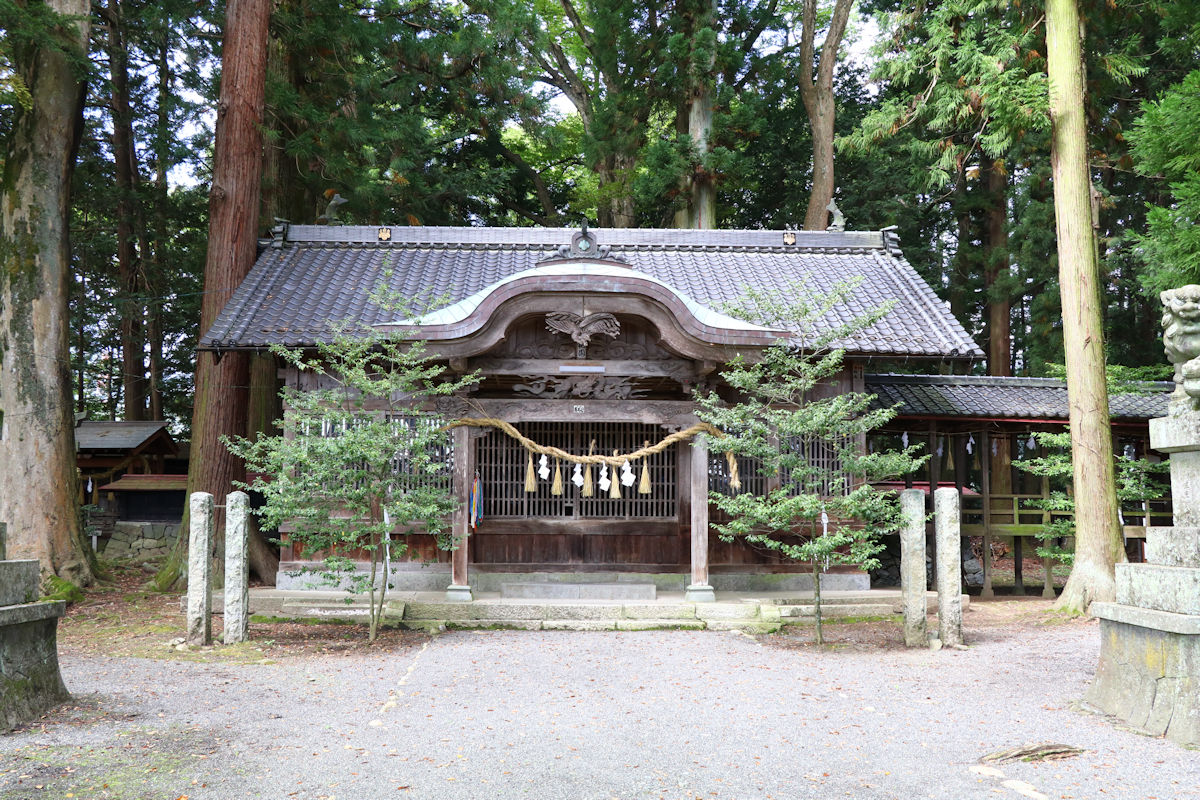 波多神社